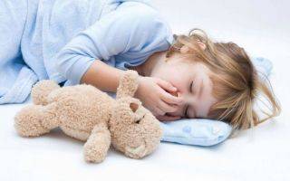 Принципы лечения мокрого кашля у ребенка: комплексная терапия медикаментами