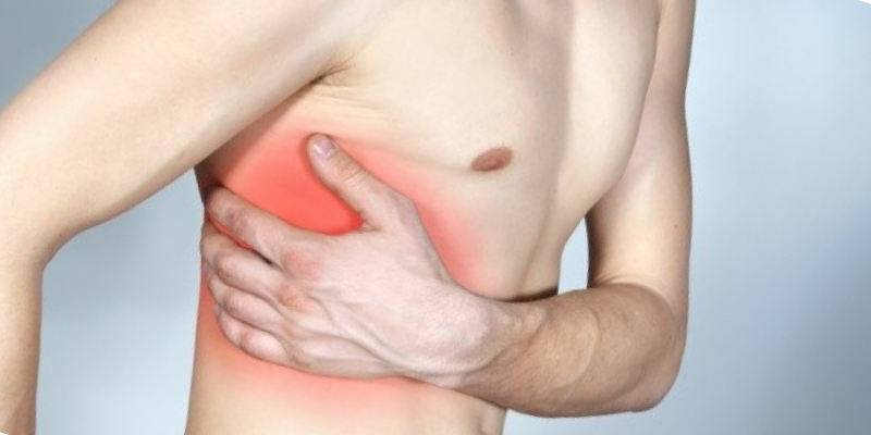 Почему болит спина в области ребер сзади: основные причины