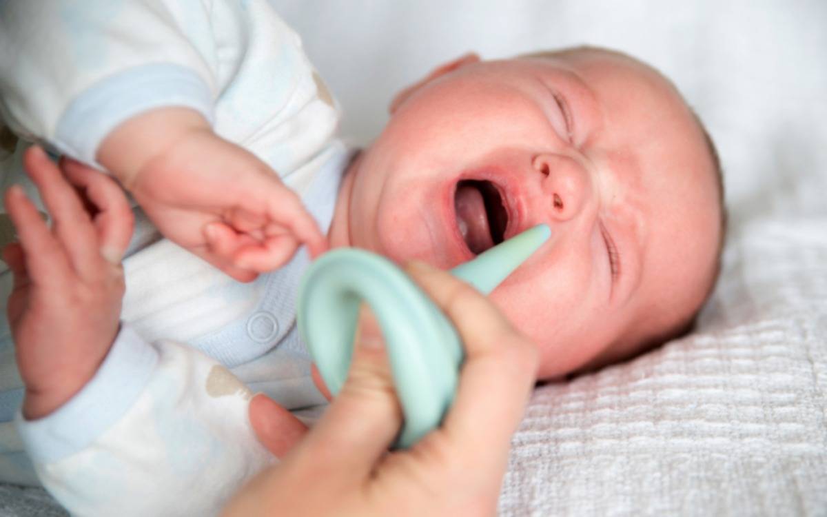 Сопли и кашель без температуры у ребенка: чем лечить