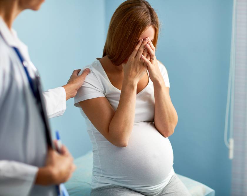 Фарингит при беременности: чем опасен и как его лечить