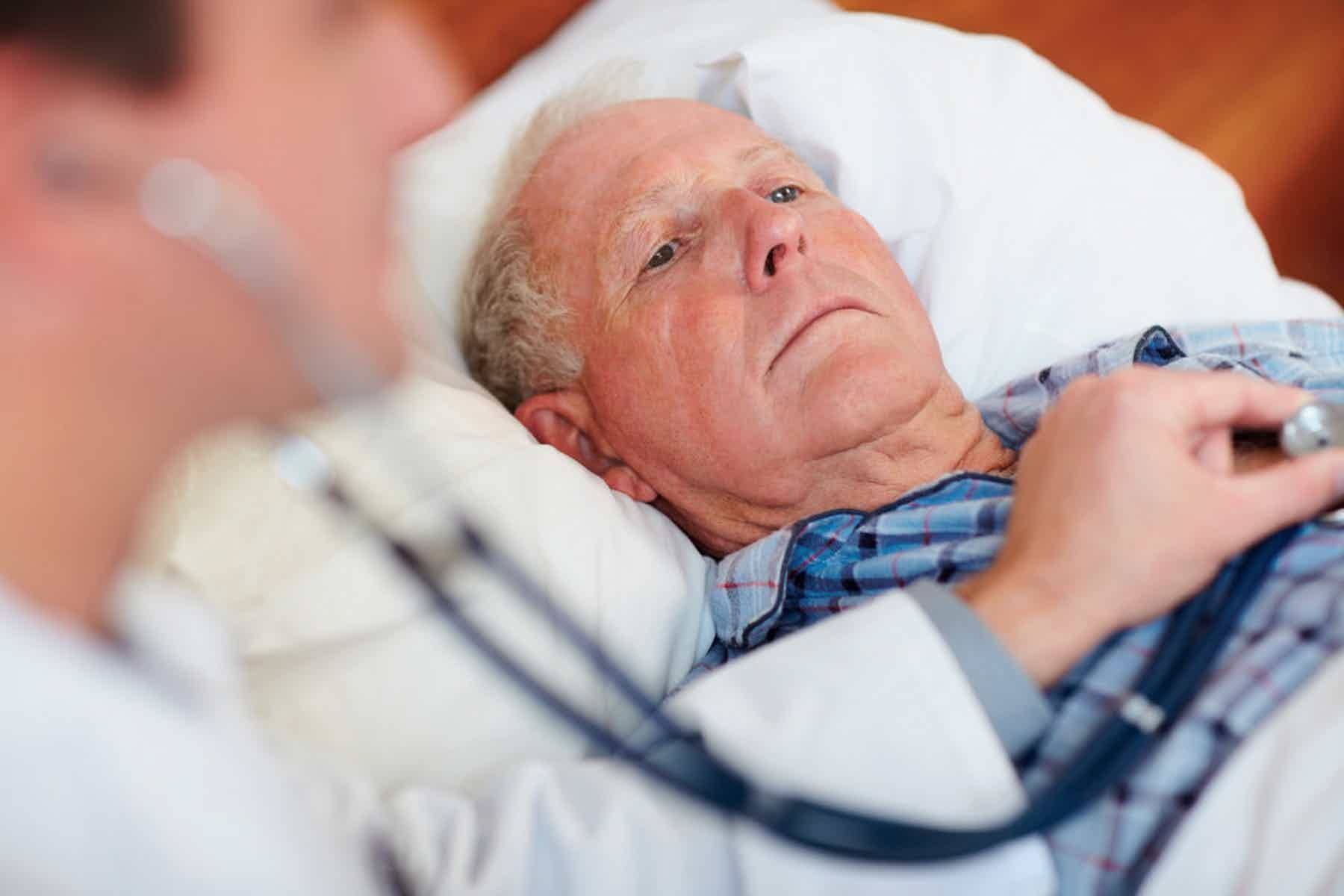 Сердечная недостаточность у пожилых людей: лечение и симптомы