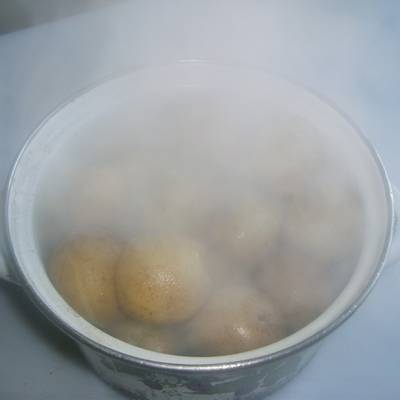 Ингаляция картошкой: как дышать над картошкой при кашле и насморке