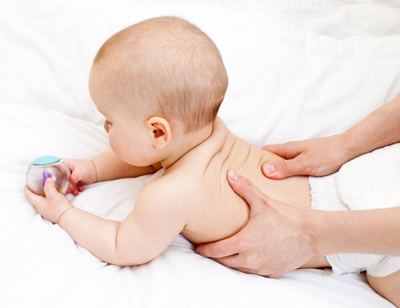 Нужно ли лечить мышечную дистонию у новорожденного ребенка?