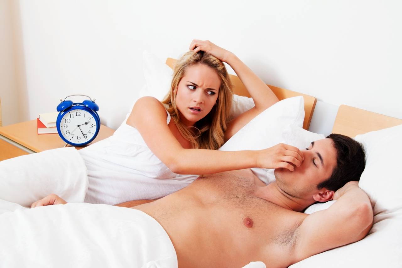Как избавитсья от храпа во сне мужчине в домашних условиях: виды лечения