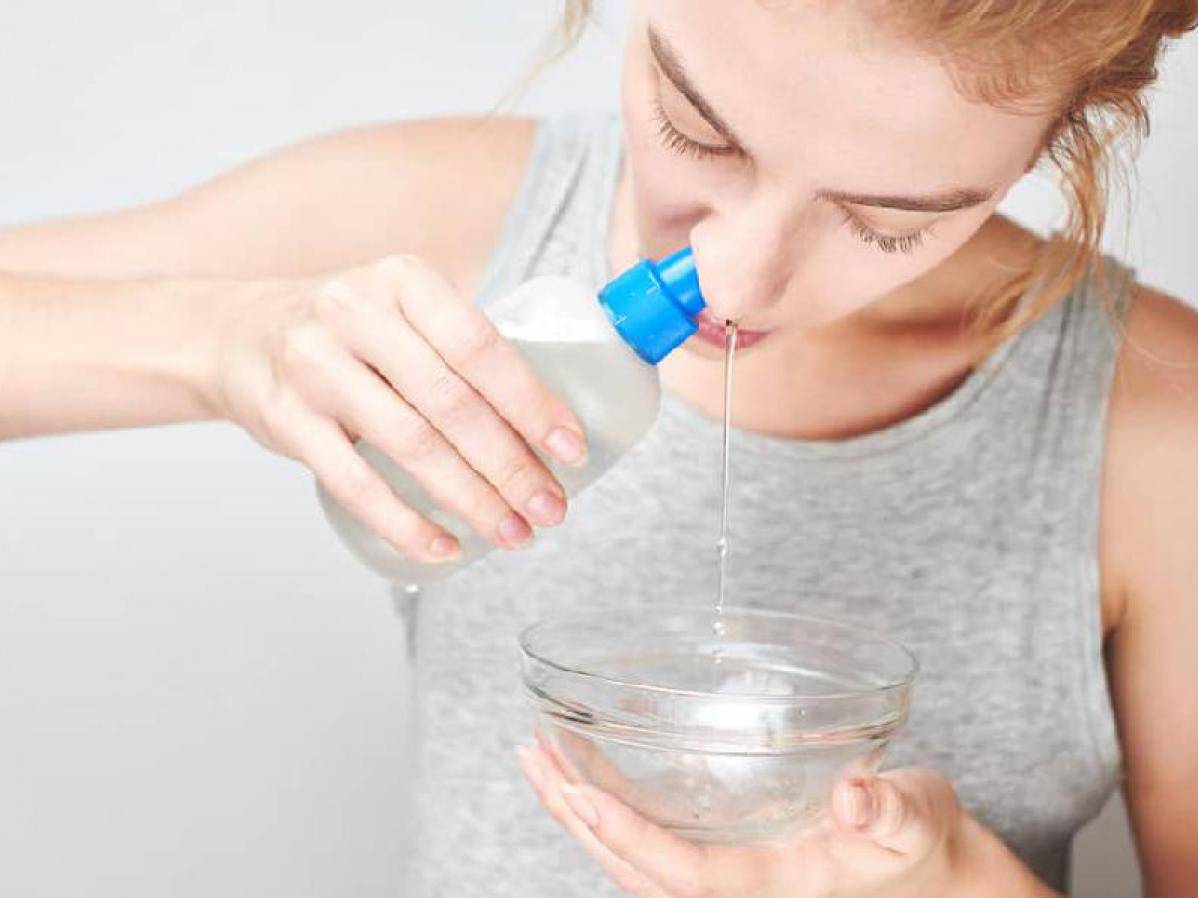 Промывание носа солевым раствором в домашних условиях: рецепт приготовления и пошаговая инструкция