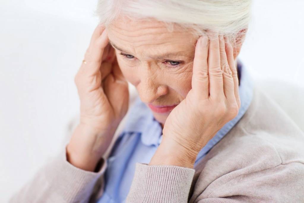 Возникновение сосудистой деменции и её терапия у пожилых людей