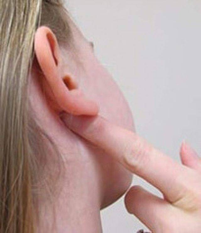 Лимфоузел под ухом воспалился: причины, симптомы, лечение