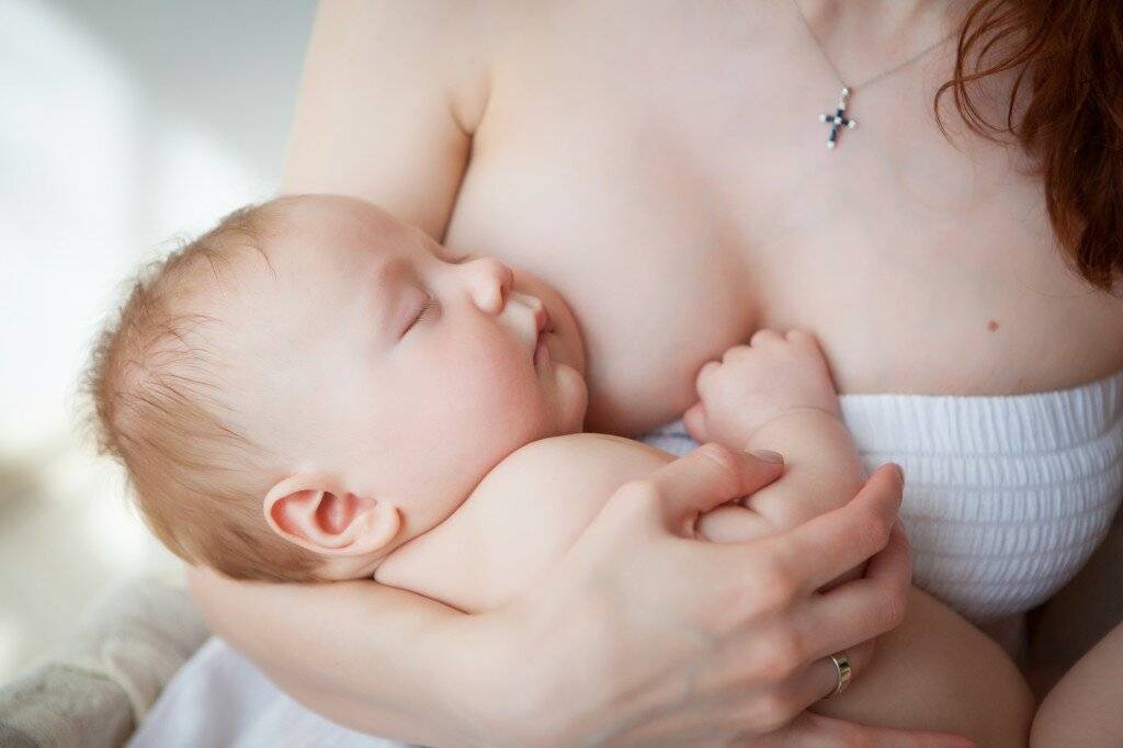 Простуда при грудном вскармливании: как выличить кормящую маму | мрикрнц.рф