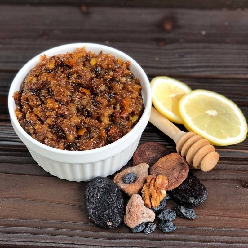 Витаминная смесь сухофруктов с медом и орехами для иммунитета: рецепты приготовления