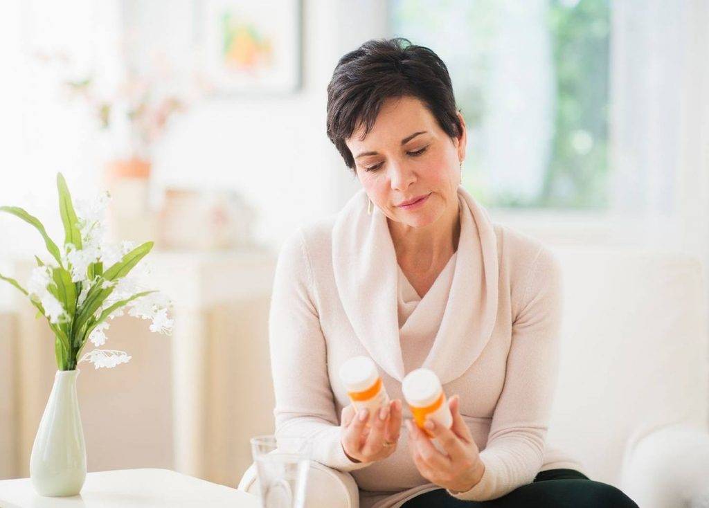 Гормональная терапия при климаксе: препараты и схемы их приема, противопоказания