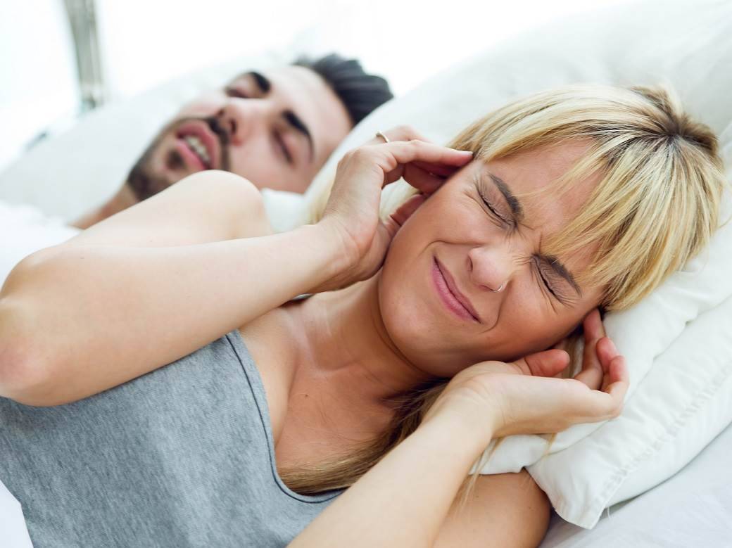 Как избавиться от храпа во сне мужчине в домашних условиях?