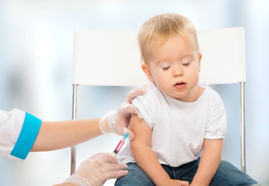 Делать ли прививку от гриппа взрослому — за и против