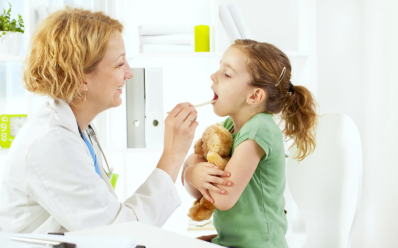 Хронический тонзиллит у детей - лечение, 24 способа: можно ли вылечить у ребенка, как лечить