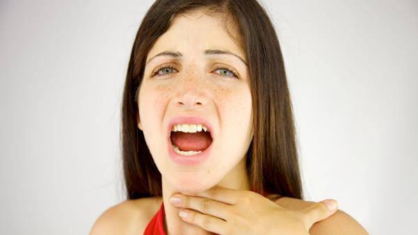 Восстановление голоса после простудного заболевания: как не допустить афонию?