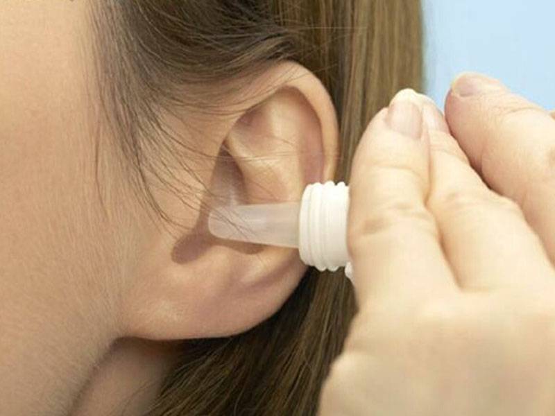 Болят уши при простуде: чем лечить в домашних условиях
